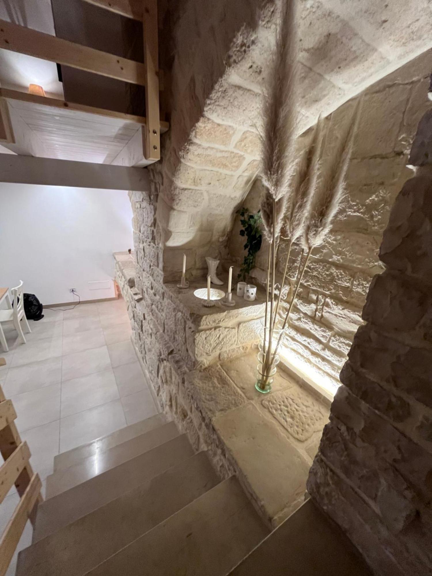 Epoca Suite House Trani Eksteriør billede